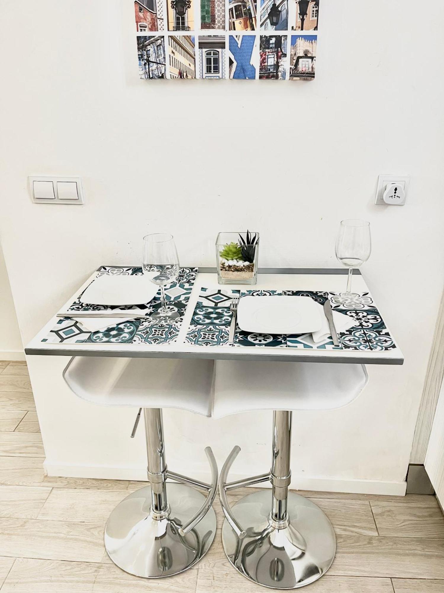 New House Design, Typical Lisbon Apartman Kültér fotó